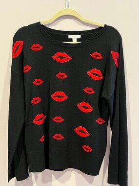 EUC New York & Company Black Red Sequin Lip Knit Sweater Crewneck Size M